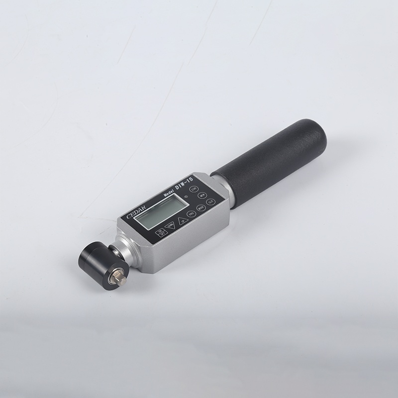 ประแจวัดแรงบิดดิจิตอล DIW-15 ร - Torque Wrench Digital บทวิจารณ์และราคา